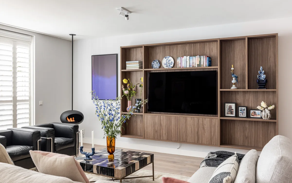 tvkast op maat in de woonkamer