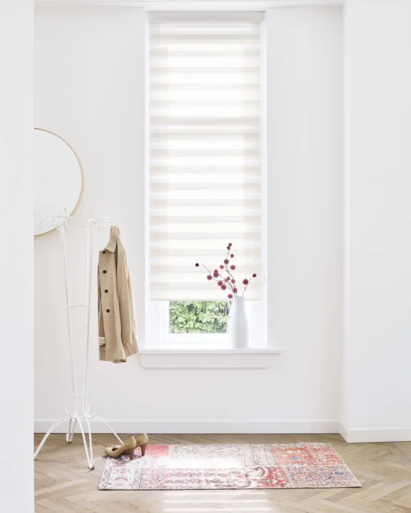 Wit smal duo rolgordijn van Bece