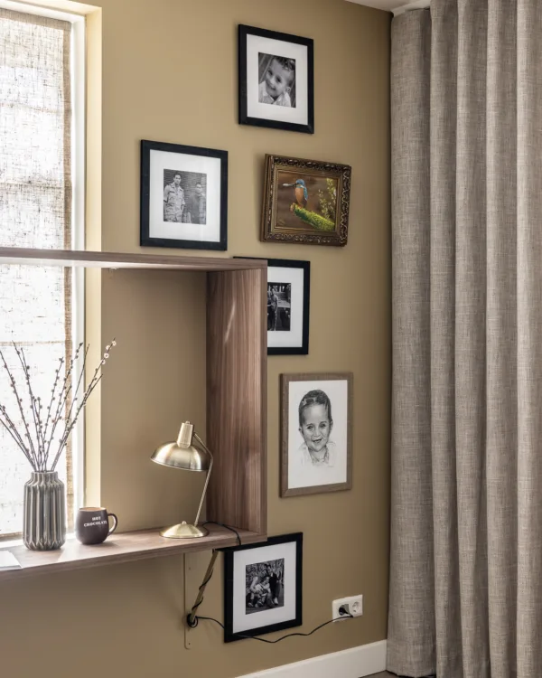 Sfeefoto van een collage muur met inbetweens