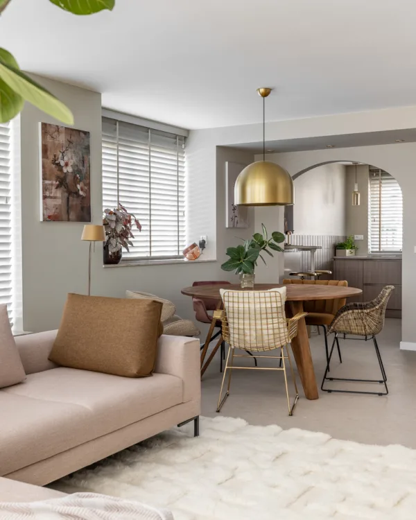 Vtwonen aflevering 2 Vinkeveen - Woonkamer in Basic naturel stijl