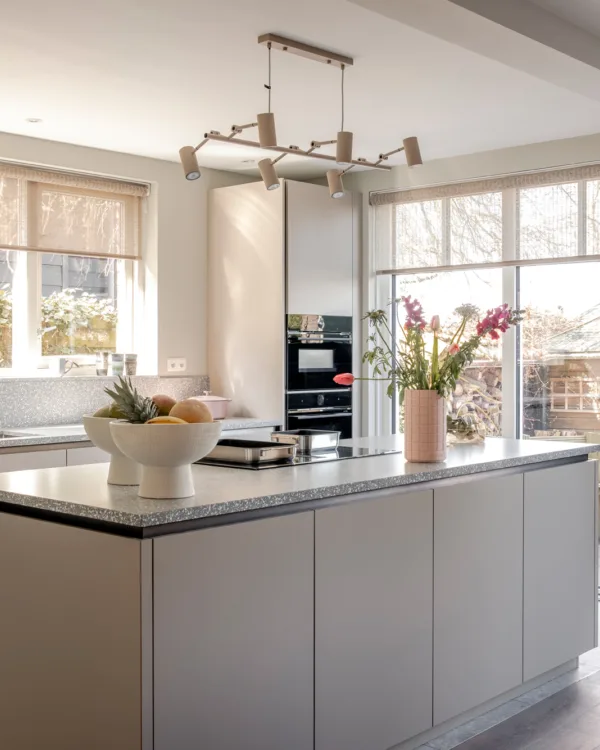 Vtwonen aflevering 8 in Oostwoud met Aanhuis