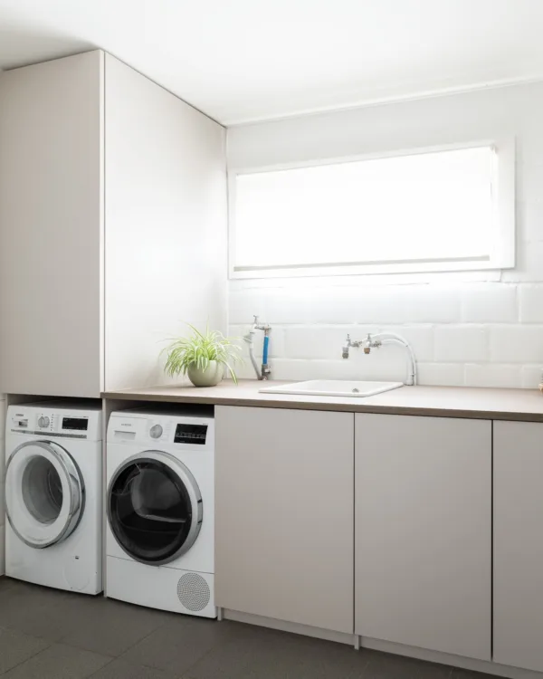 Wasmachinekast op maat voor de wasplaats, make-over Woongeluk