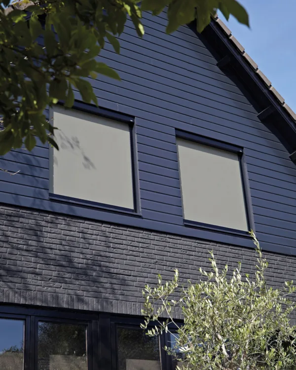 Screens buitenzonwering in de kleur beige
