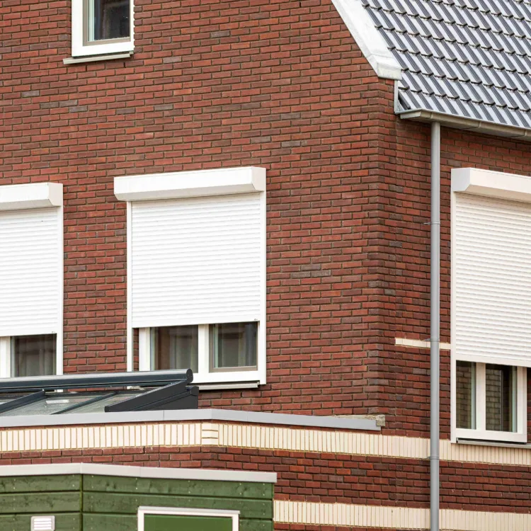 Witte rolluiken Suncircle